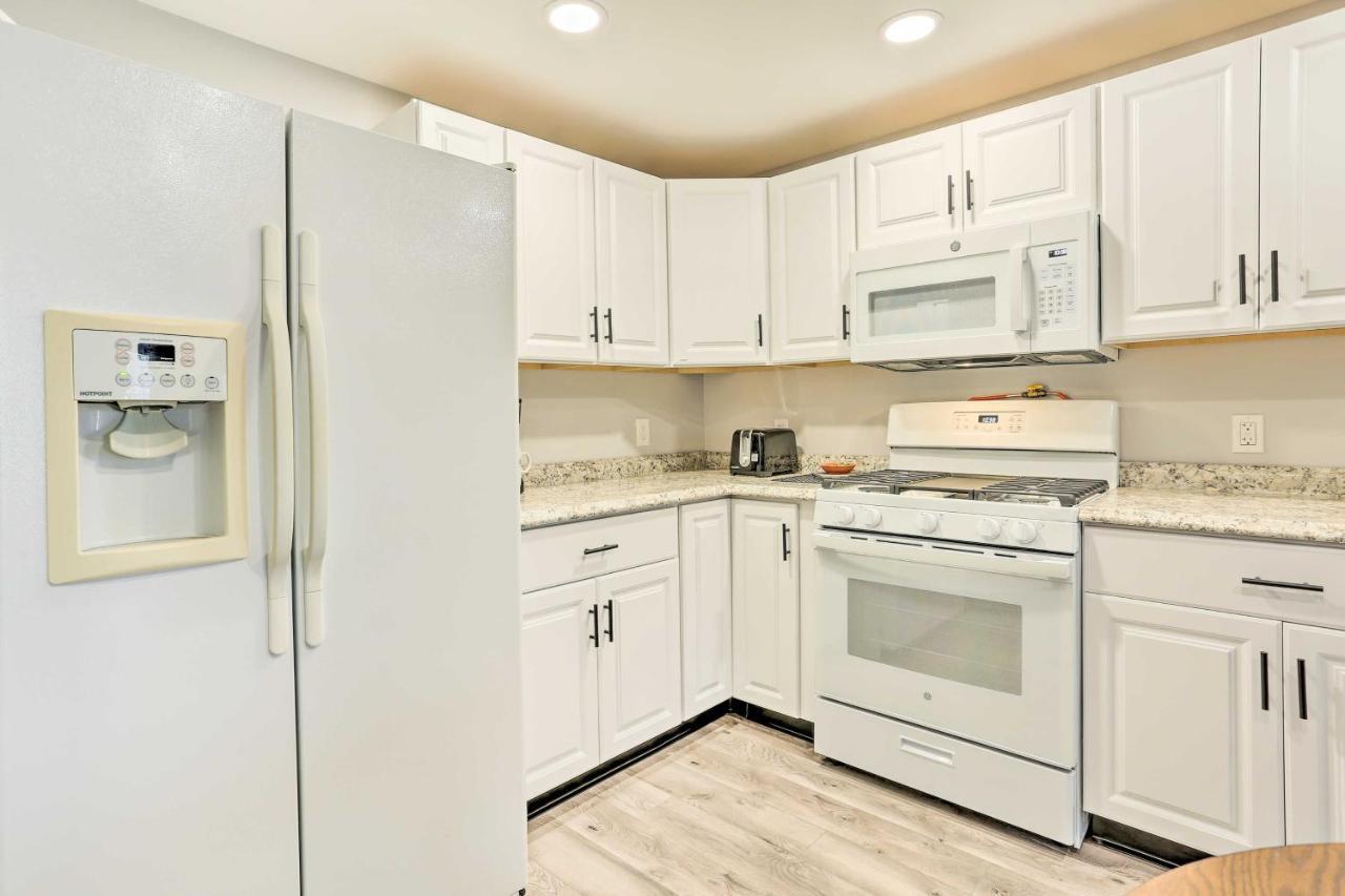 Charming Beacon Apt With Fire Pit Near Hiking! Exterior photo